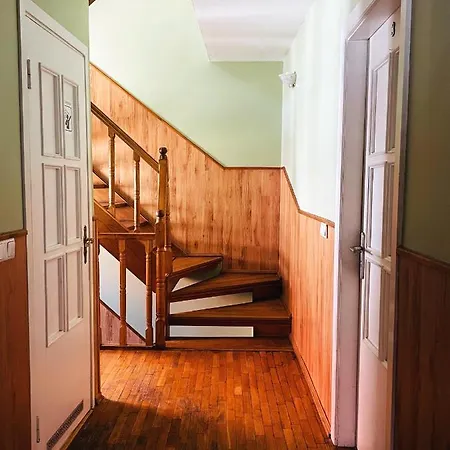 Mikalo House *
