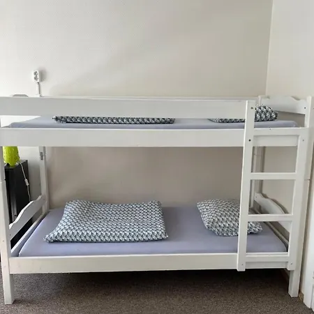 Hostel Mikalo House *