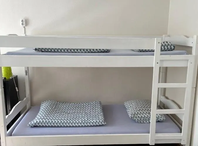 Hostel Mikalo House *