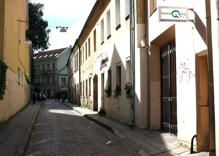 Vandrerhjem Mikalo House *