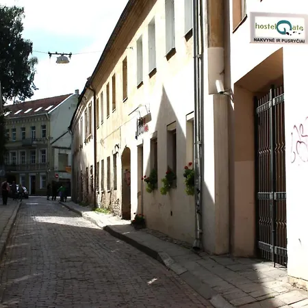 Hostel Mikalo House *