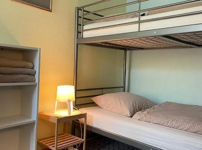 Mikalo House Albergue *